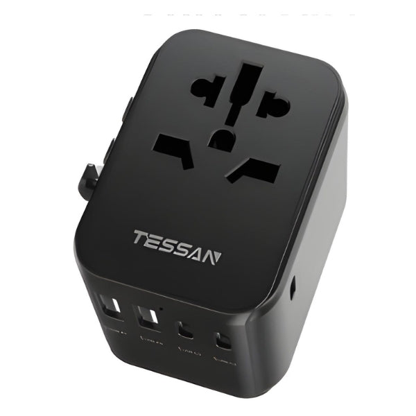 Adaptador universal de tomadas para viagens com portas USB e Tipo C, compatível com padrões internacionais.
