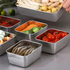 Armazene frutas e vegetais com higiene e frescor usando os potes SteelBox Fresh. Inox resistente e tampa que sela com segurança.