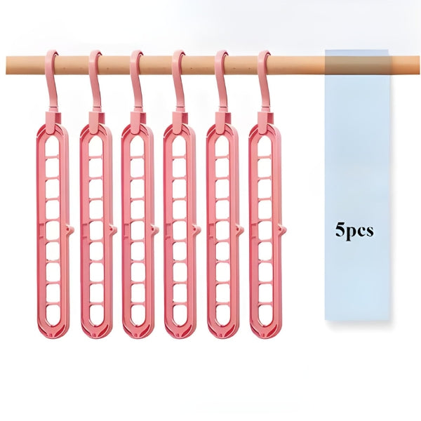 Cabide organizador vertical Nomanni com sistema inteligente para otimização do guarda-roupa, facilitando a visualização e conservação das roupas.
