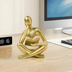 Escultura pensador moderno em resina com design abstrato para decoração de escritório e home office sofisticado.