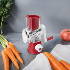 Fatie legumes com precisão usando o GiroChef Nomanni. Lâminas de inox que garantem corte rápido e uniforme com rotação manual.