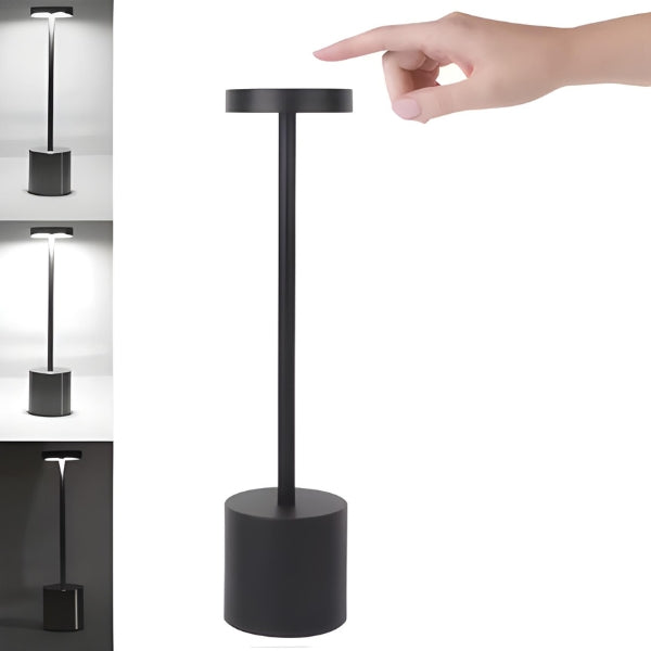 Luminária de mesa moderna aplicada em escritório e home office, proporcionando iluminação confortável e valorizando a decoração do ambiente.