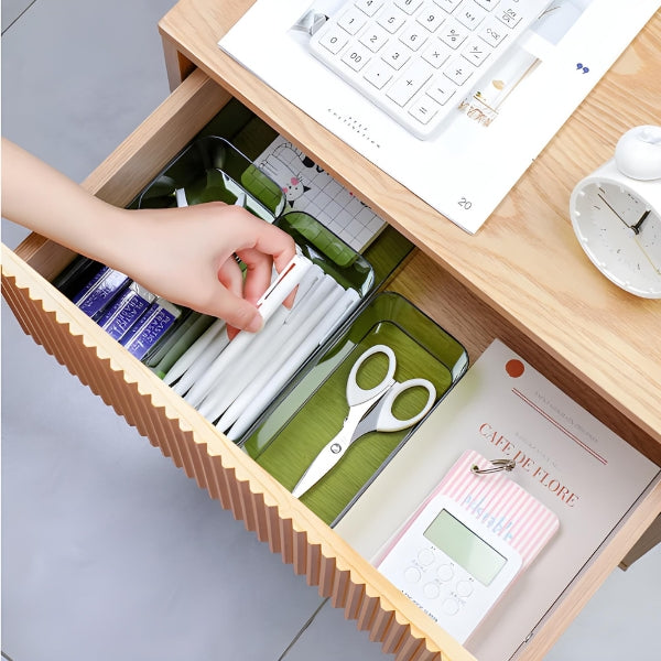 Organizador ClearBox usado para joias e bijuterias, mantendo tudo separado, seguro e fácil de encontrar no dia a dia.