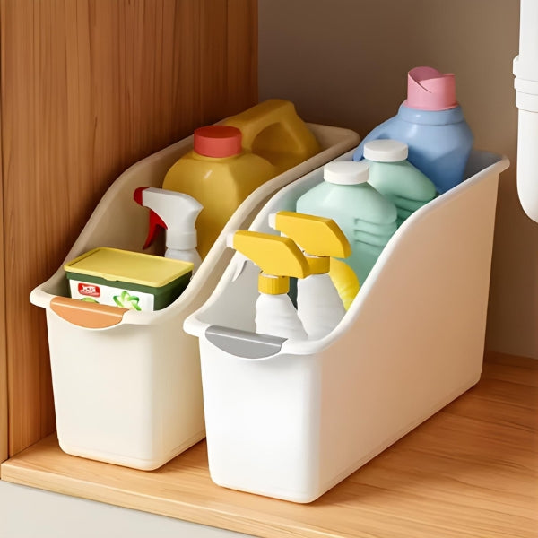 Organize produtos de limpeza e utensílios com o Organizador Multiuso CleanBox Nomanni com divisória, compacto, resistente e ideal para cozinha, banheiro e lavanderia.
