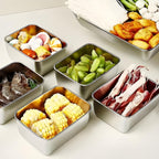Organize sua geladeira com os potes inox SteelBox Fresh. Armazenamento higiênico, empilhável e à prova de odores.