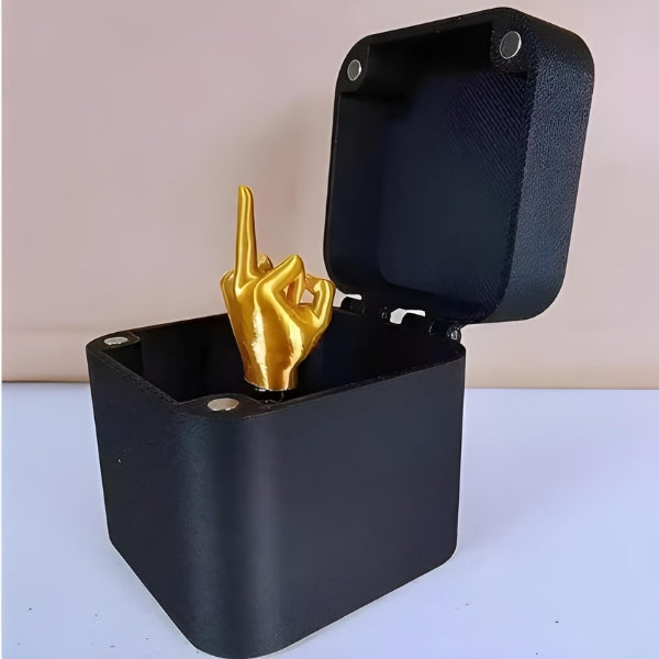 Presente criativo e inusitado IronFunk Nomanni, ideal para quem busca uma experiência diferente e divertida ao presentear.