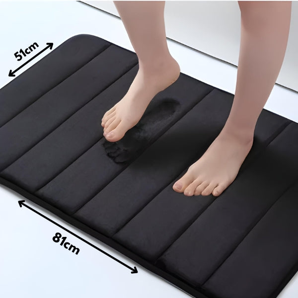 Tapete antiderrapante para banheiro, absorve rapidamente a água e garante conforto com secagem rápida. Ideal para manter o banheiro seco e seguro.