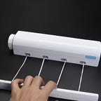 Varal retrátil de parede WallDry Nomanni resistente e compacto, perfeito para secar roupas economizando espaço em lavanderias modernas e funcionais.
